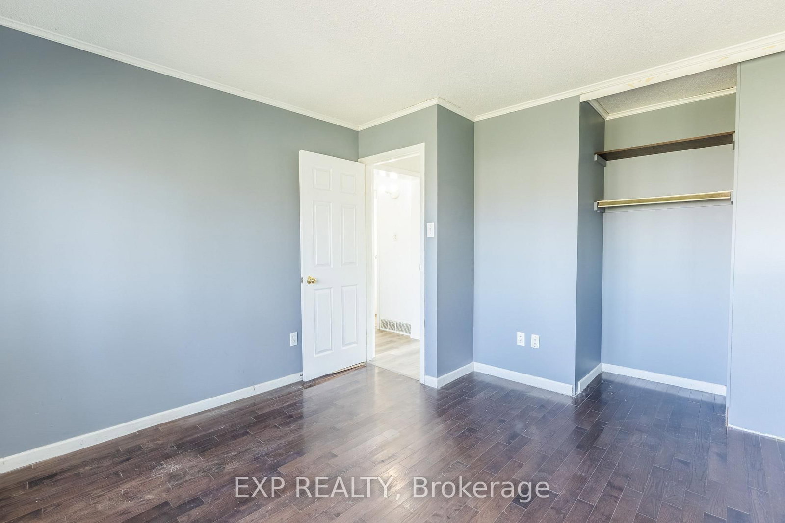 121 University Avenue E, Unit 102 - Photo 15