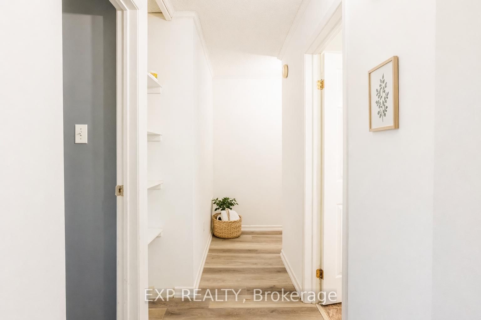 121 University Avenue E, Unit 102 - Photo 34