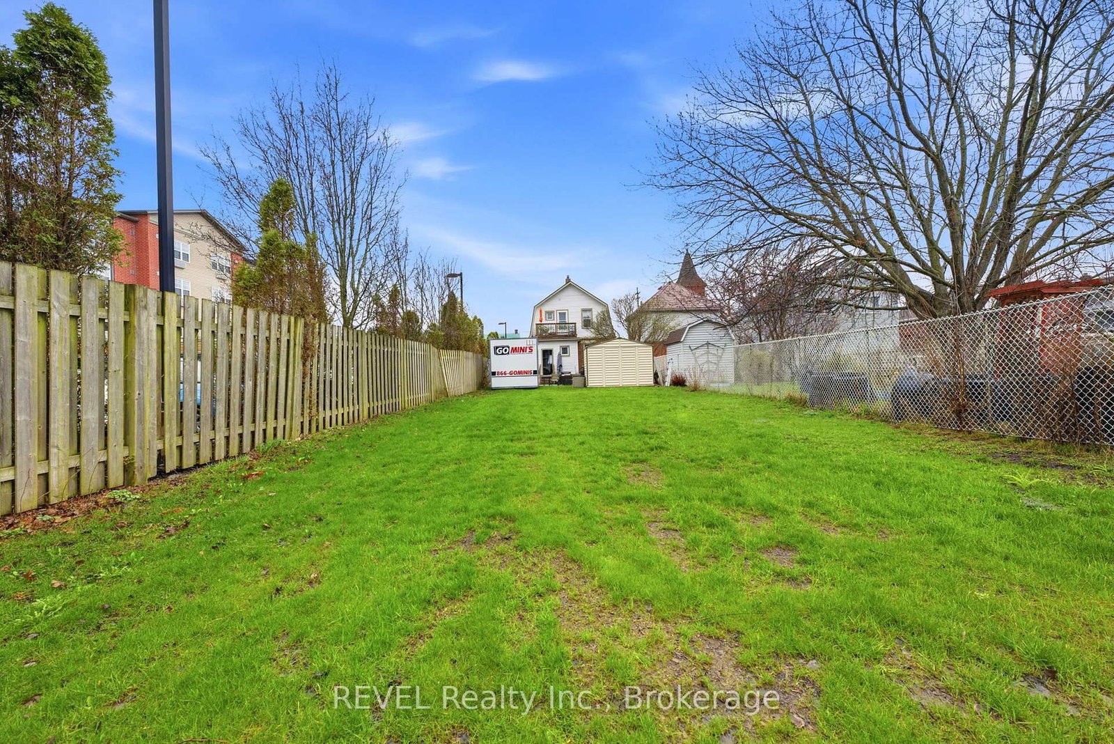 Detached House for sale at 348 Hellems Avenue, Welland, Ontario, L3B 3C1 - Welland Downtown - MLS: X12999588