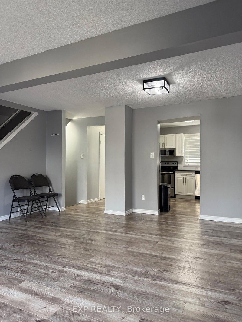 6 - 255 Northlake Dr, Waterloo, N2V 1Z2 | Image 3