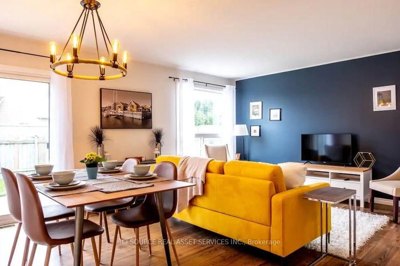 407 Rittenhouse Rd, Kitchener, N2E 3M4 | Image 2