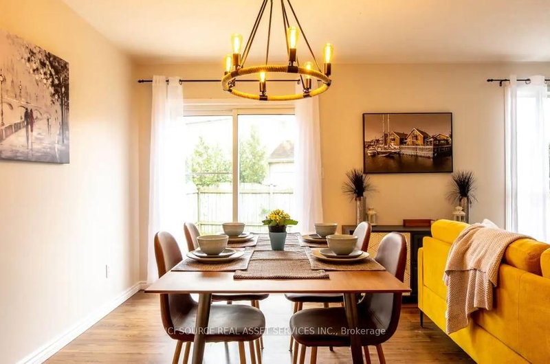 407 Rittenhouse Rd, Kitchener, N2E 3M4 | Image 3