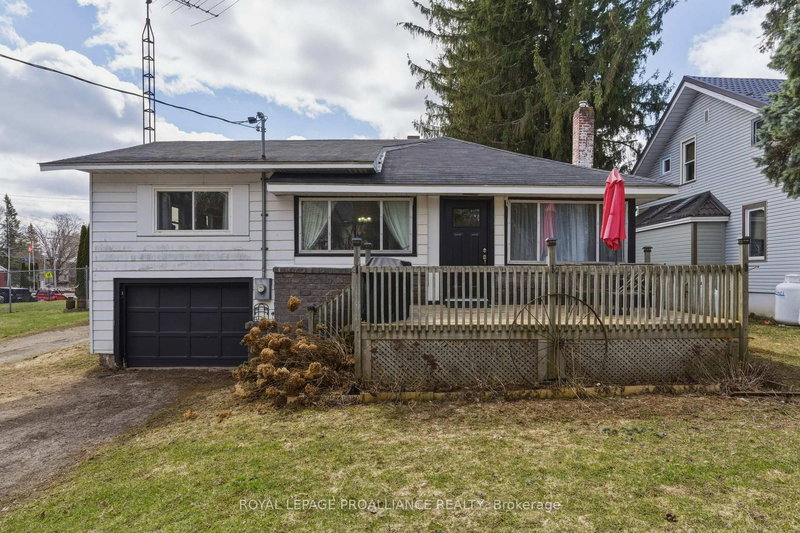 home for sale on 18 Quabbin Road