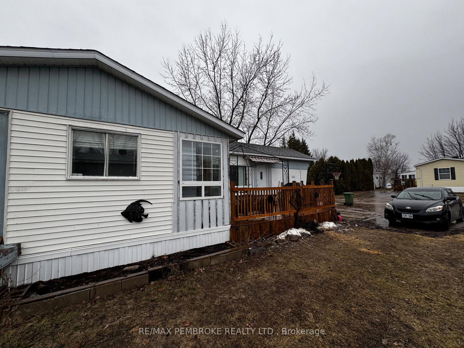72 Pinehurst Estates • Petawawa, ON photo 12