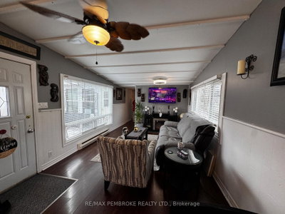 72 Pinehurst Estates • Petawawa, ON photo 5
