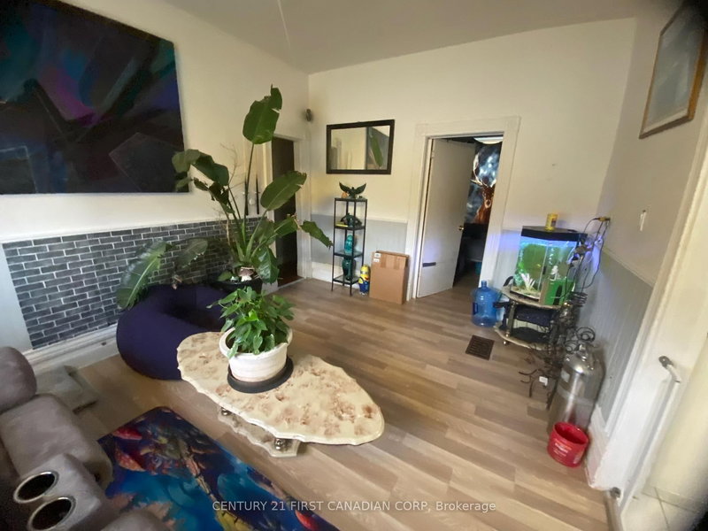 92 Rectory St, London East, N5Z 1Z8 | Image 3