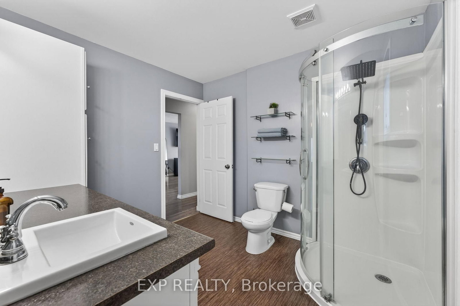 Detached House for sale at 25 Mcquade Drive, Quinte West, Ontario, K8V 2G2 - Trenton Ward - MLS: X12999866