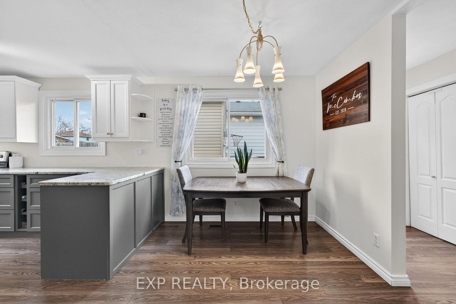 Detached House for sale at 25 Mcquade Drive, Quinte West, Ontario, K8V 2G2 - Trenton Ward - MLS: X12999866