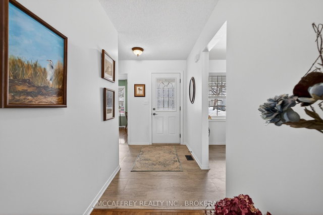 15 Abbey Dawn Drive