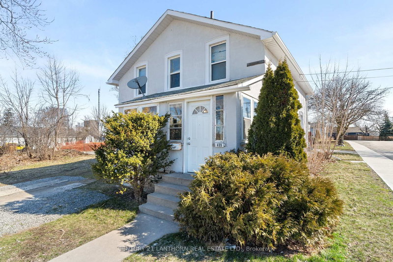 home for lease on 409 Bleecker Avenue