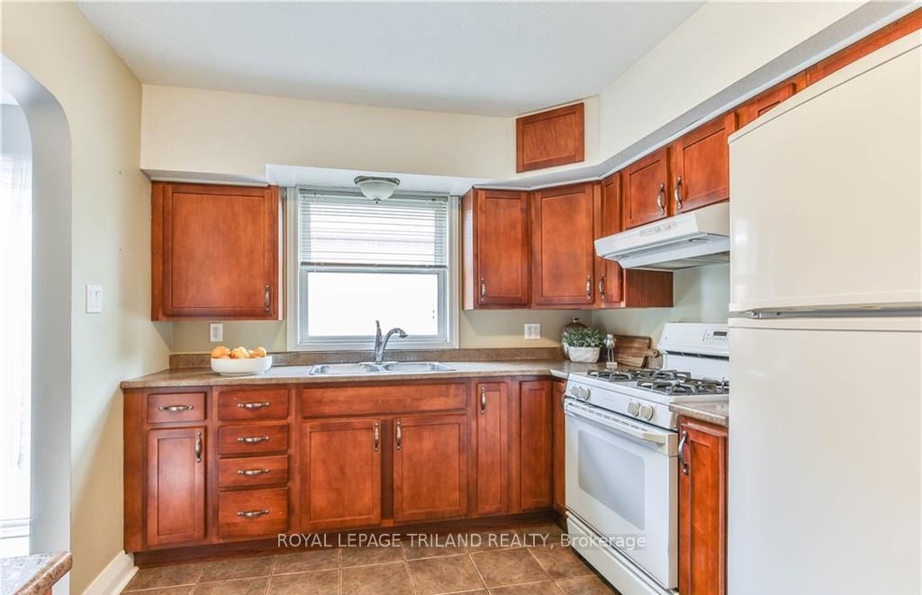 28 BEATTIE Avenue - Photo 8