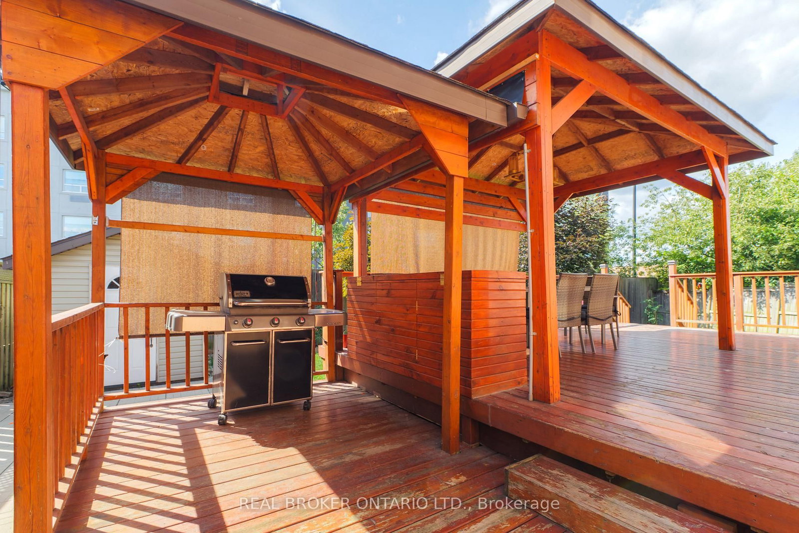 Detached House for sale at 83 Benedict Place, Hamilton, Ontario, L9A 0A4 - Jerome - MLS: X13000102