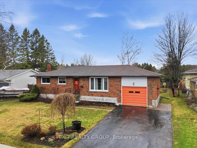 98 Division Street S