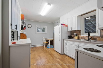 12 Albert Road — more photos