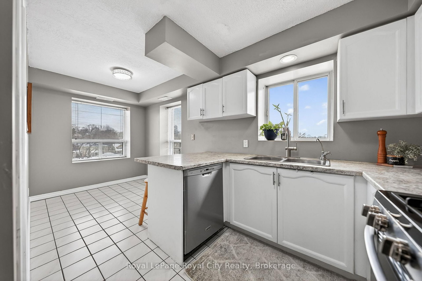 281 Bristol Street, Unit 701 - Photo 16