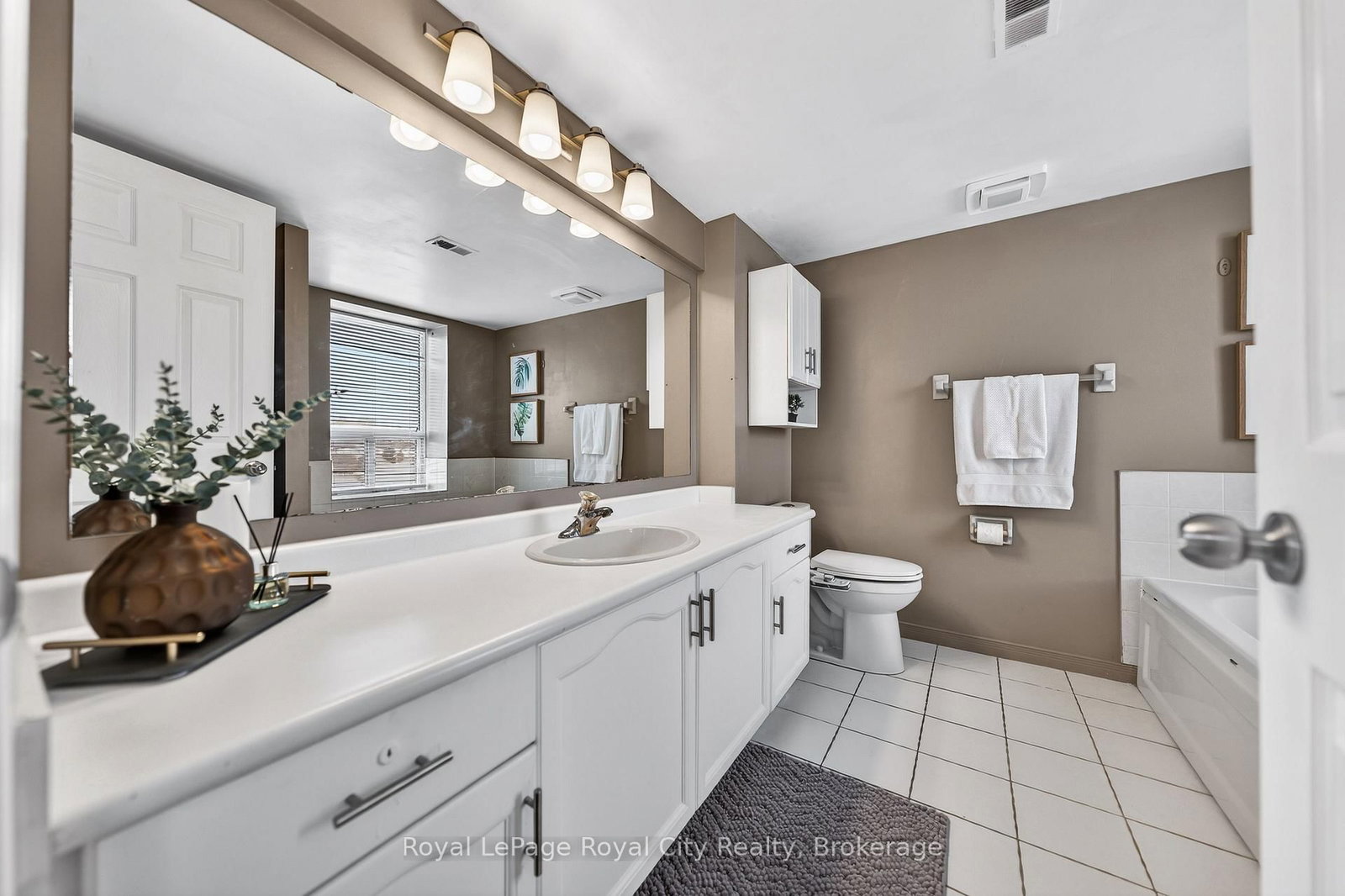 281 Bristol Street, Unit 701 - Photo 24