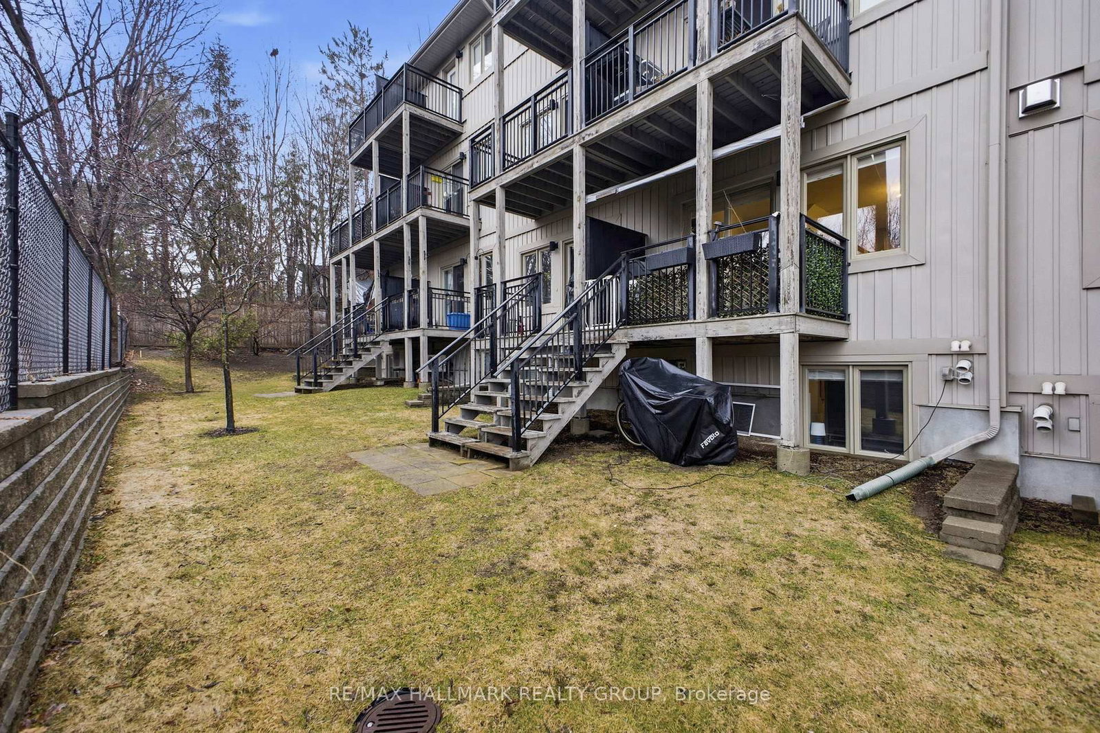 795 Montreal Road, Unit 5 - Photo 37
