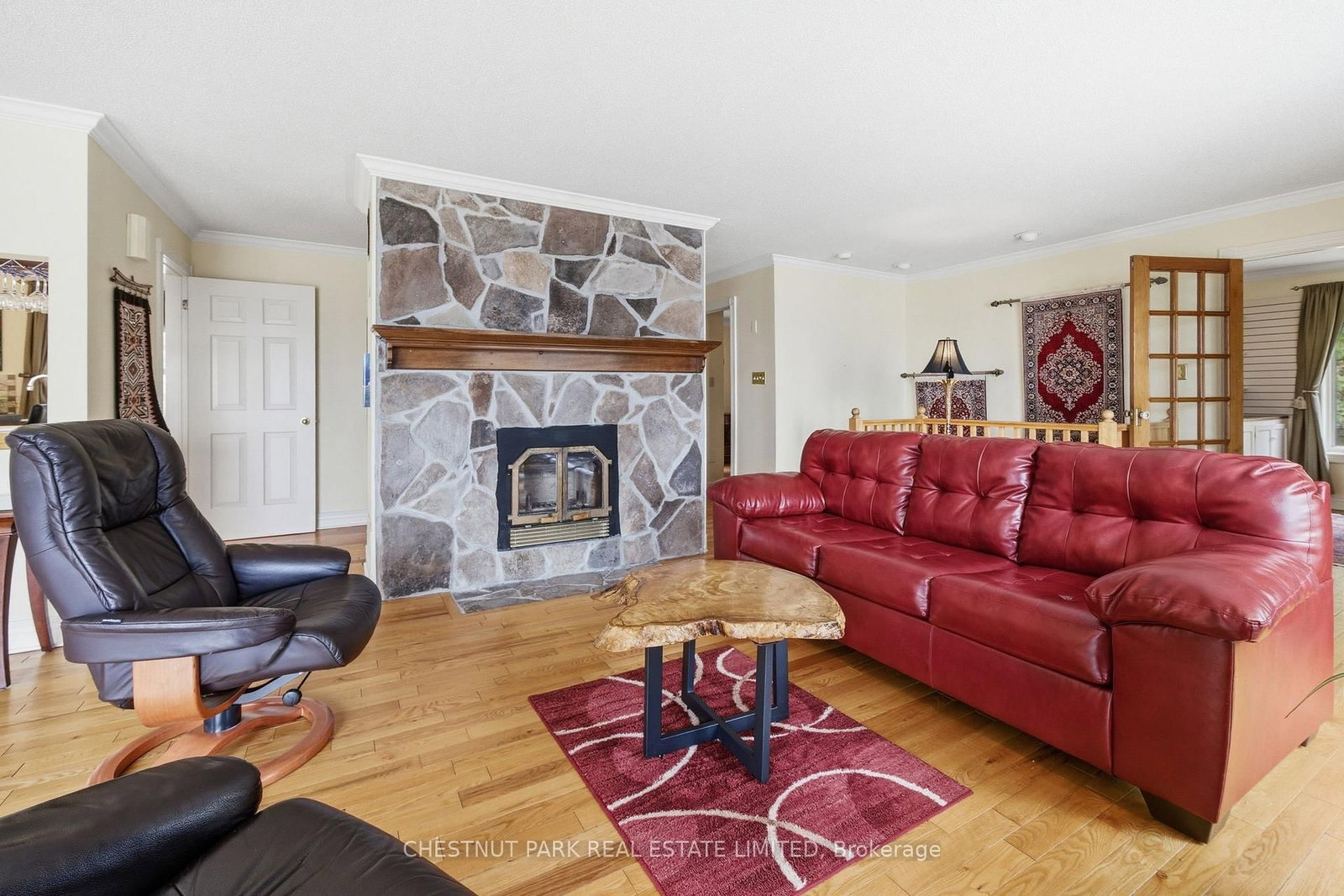3587 County Rd 7 • Prince Edward County, ON photo 10