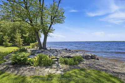 3587 County Rd 7 • Prince Edward County, ON photo 3