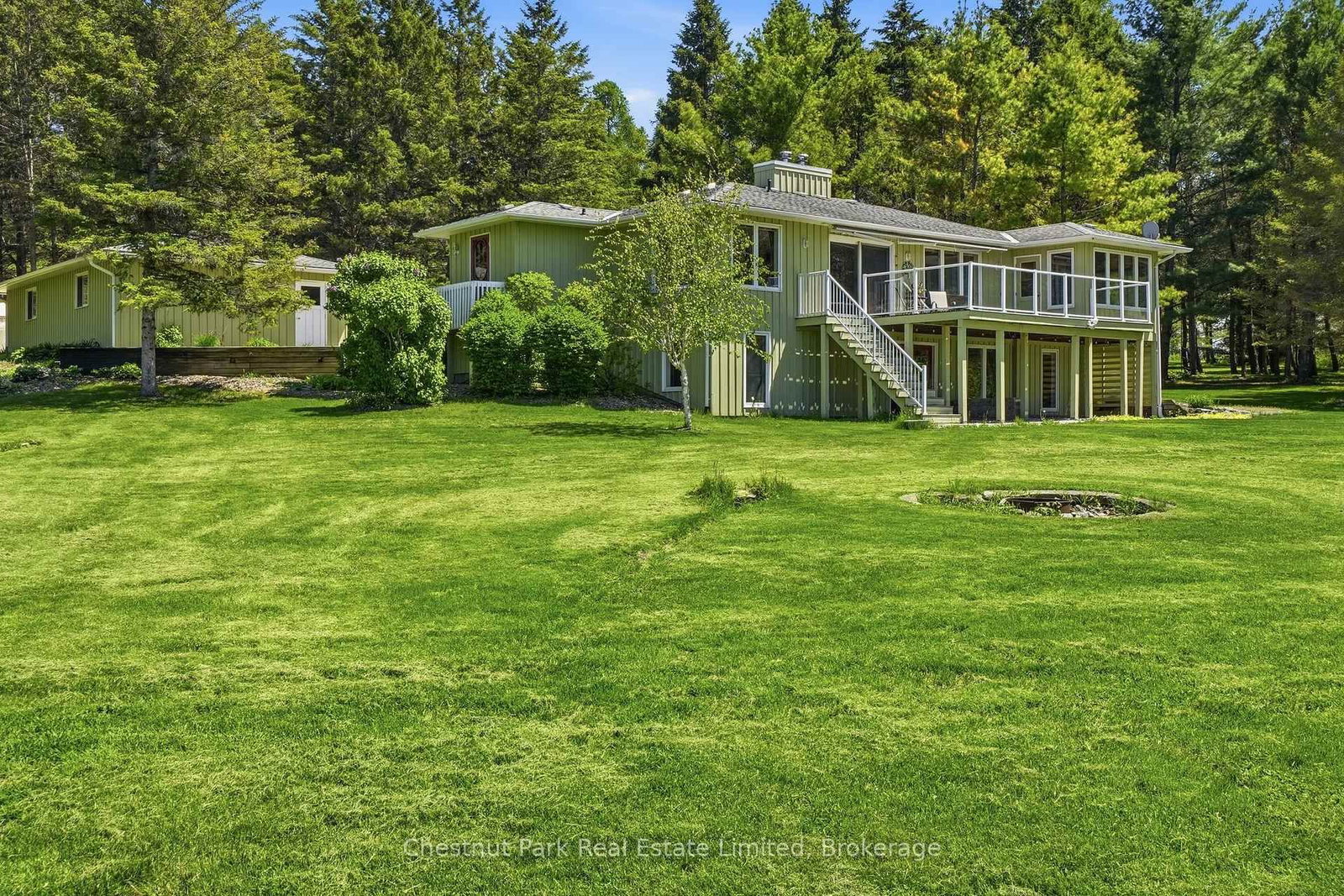3587 County Rd 7 • Prince Edward County, ON photo 37