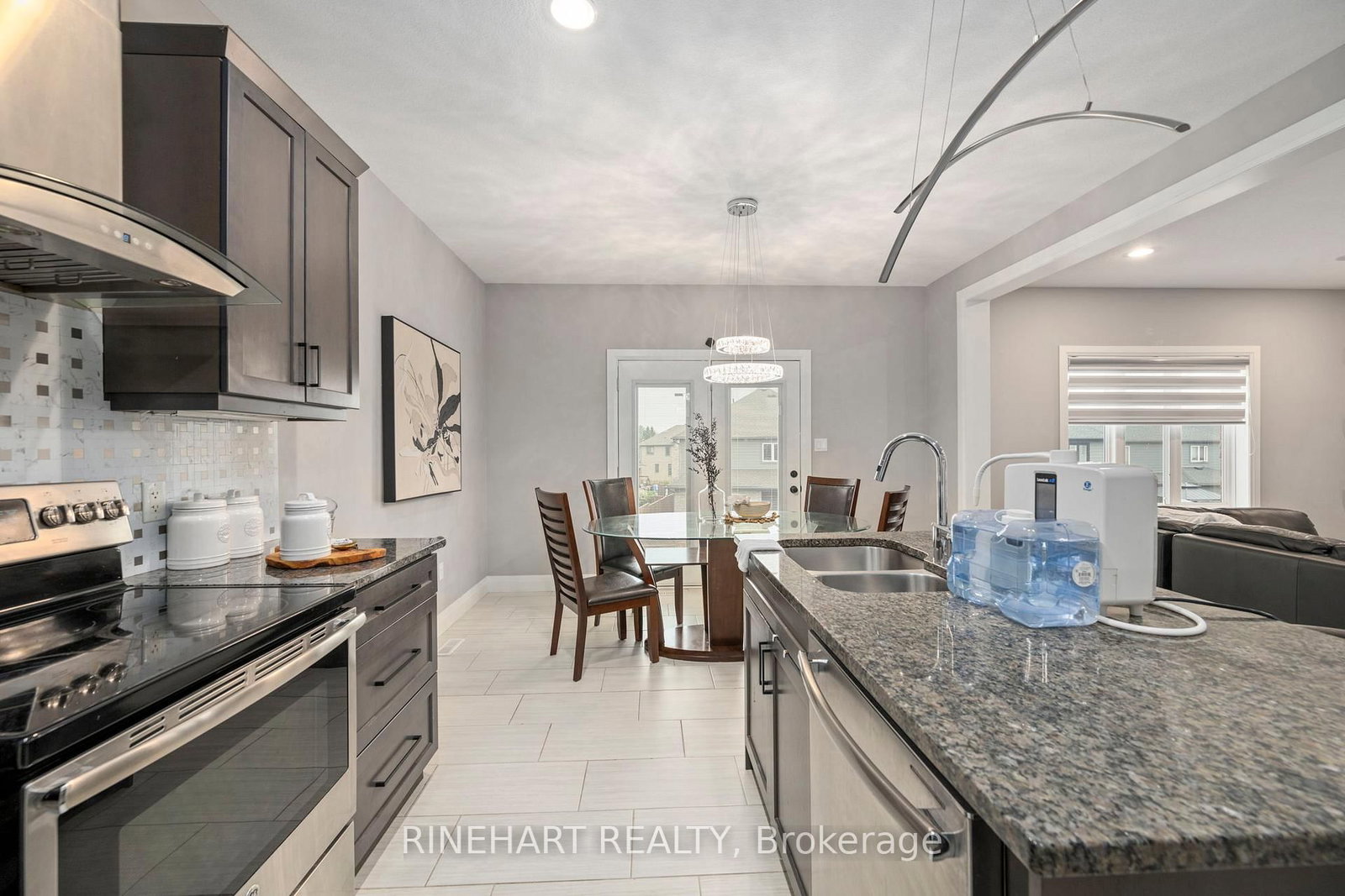 2512 Holbrook Drive - Photo 11