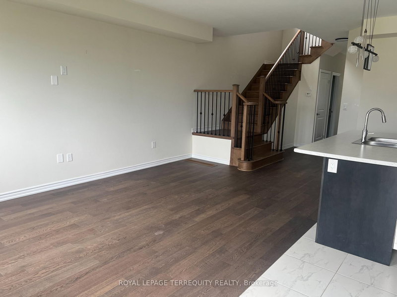 169 Vanilla Tr, Thorold, L2V 0L2 | Image 3