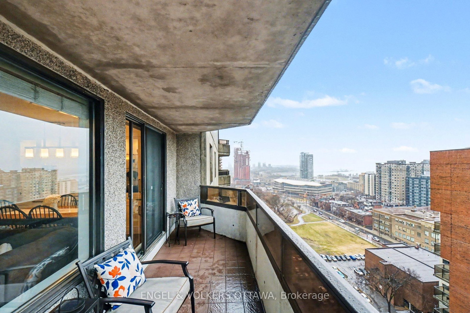 470 Laurier Avenue W, Unit 2209 - Photo 24