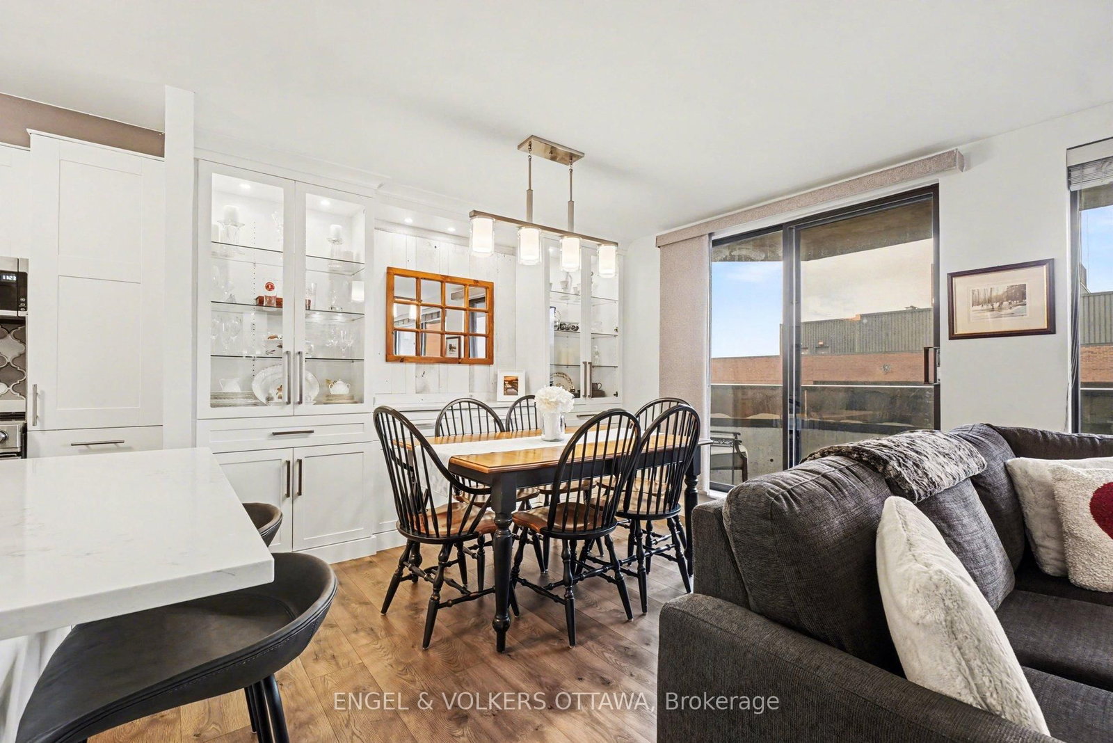 470 Laurier Avenue W, Unit 2209 - Photo 4