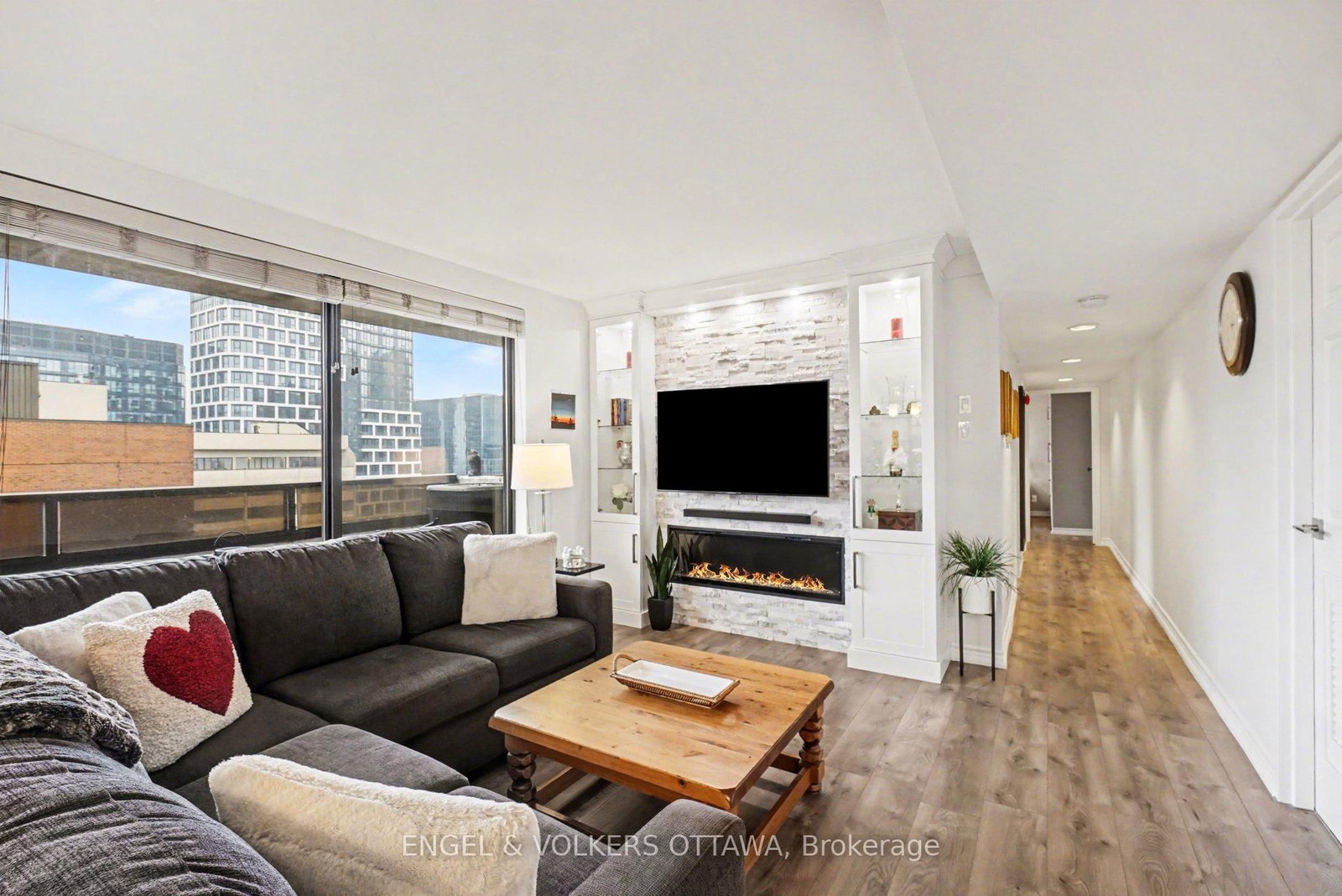 470 Laurier Avenue W, Unit 2209 - Photo 5