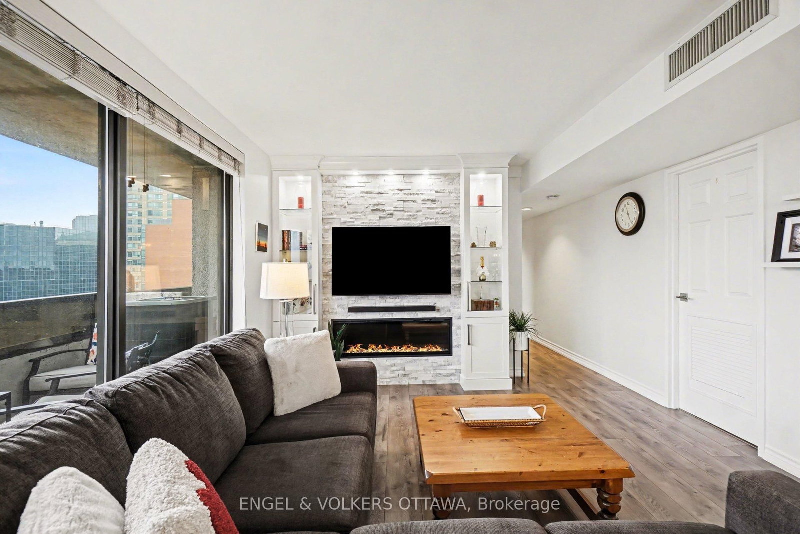 470 Laurier Avenue W, Unit 2209 - Photo 7