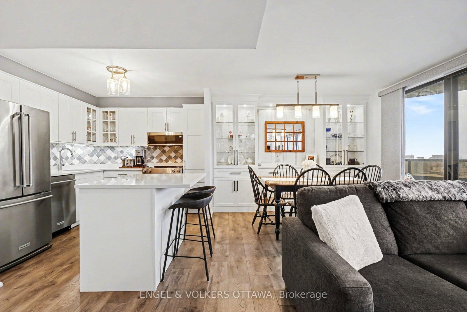 470 Laurier Avenue W, Unit 2209 - Photo 9