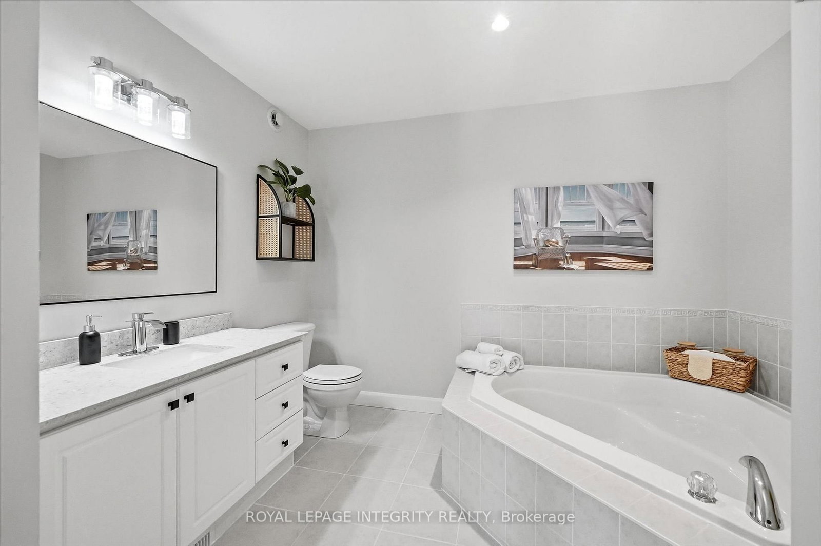 Detached House for sale at 36 Frontenac Boulevard, Russell, Ontario, K0A 1W0 - Embrun - MLS: X13000762