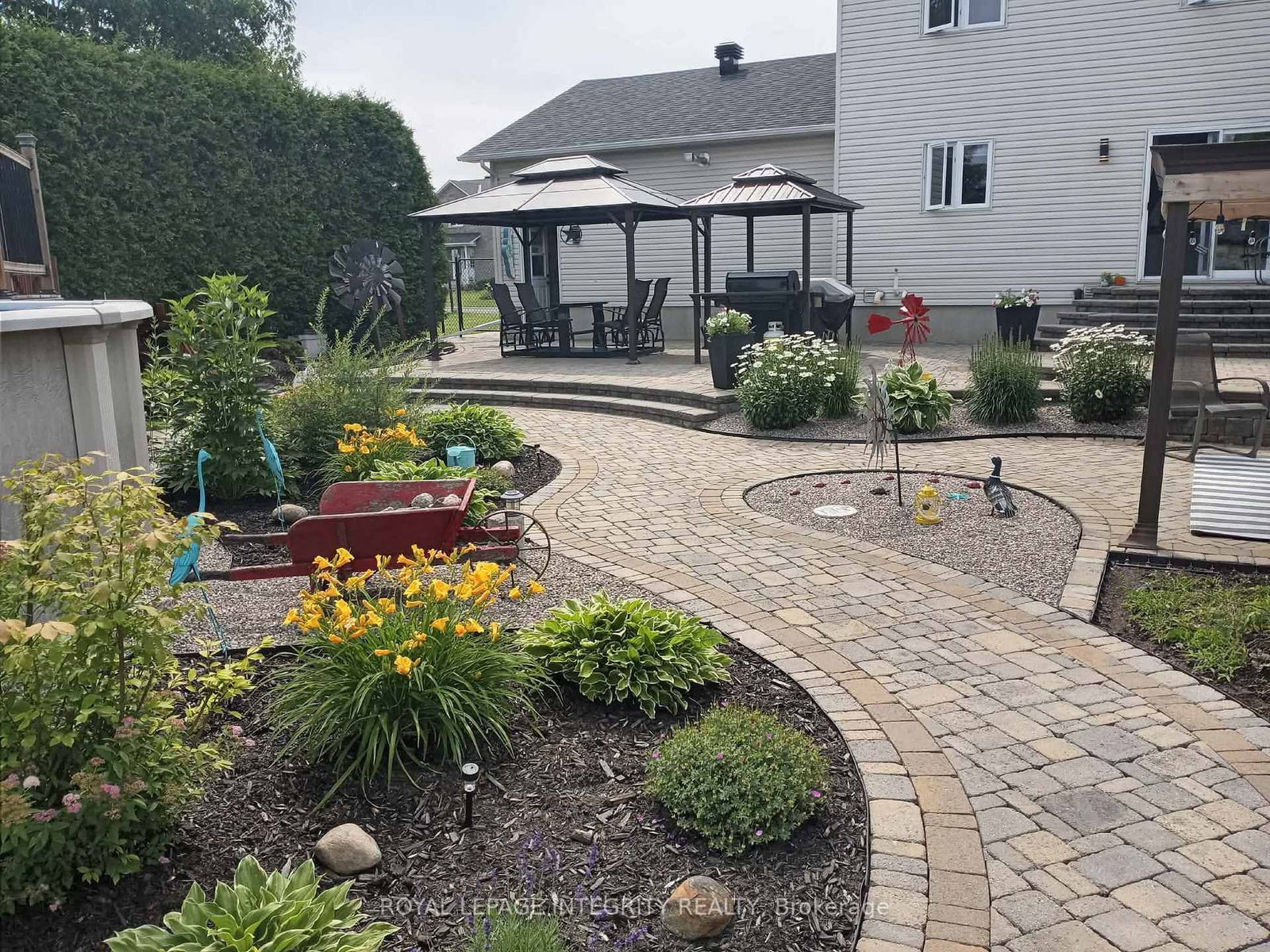 Detached House for sale at 36 Frontenac Boulevard, Russell, Ontario, K0A 1W0 - Embrun - MLS: X13000762