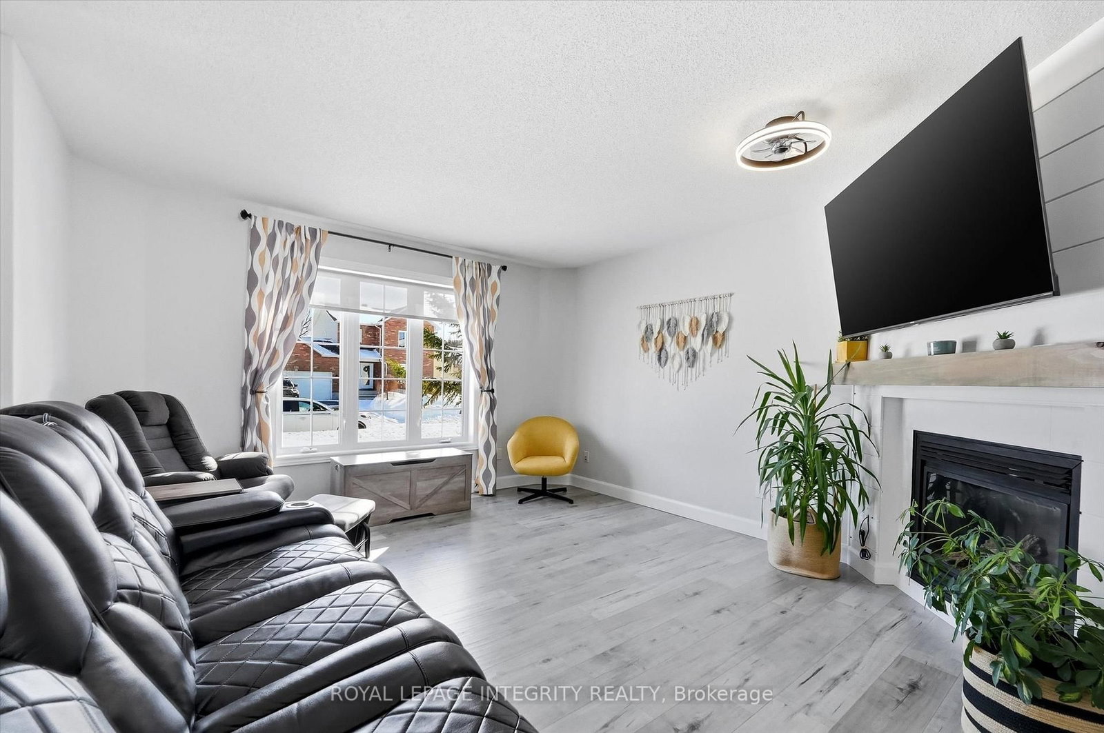 Detached House for sale at 36 Frontenac Boulevard, Russell, Ontario, K0A 1W0 - Embrun - MLS: X13000762