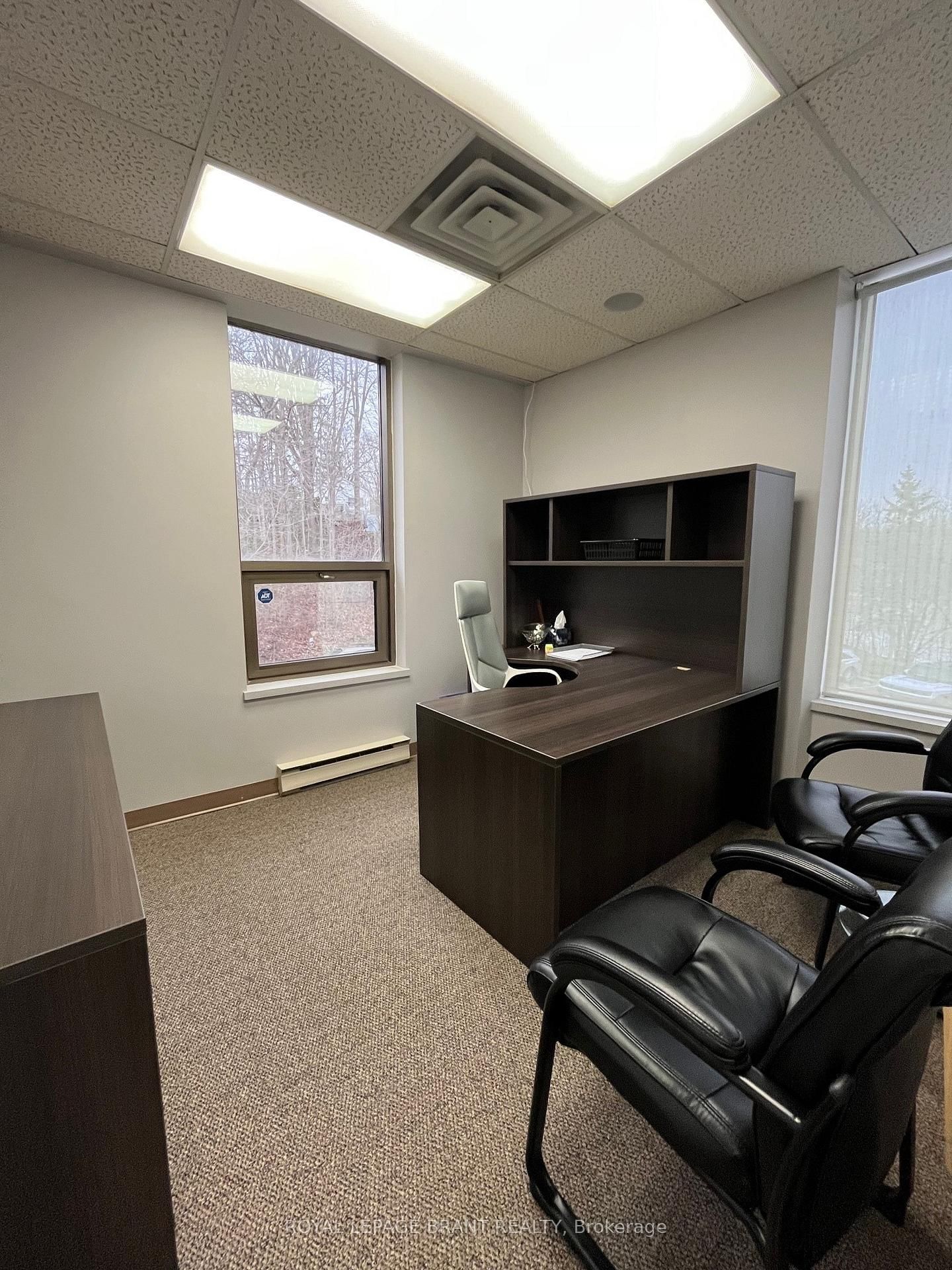 139 Grand River Street N, Unit 201 - Photo 4