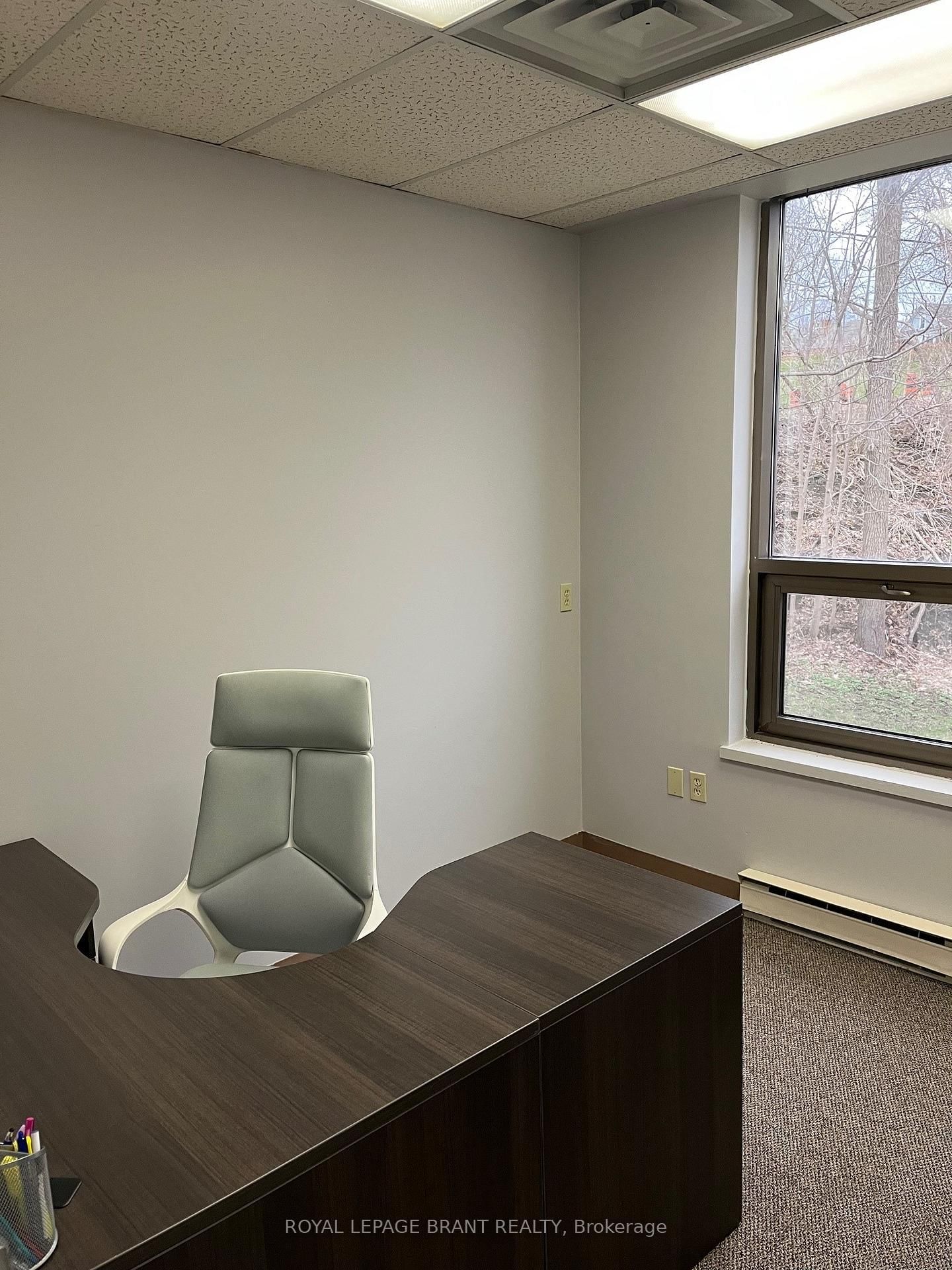 139 Grand River Street N, Unit 201 - Photo 5