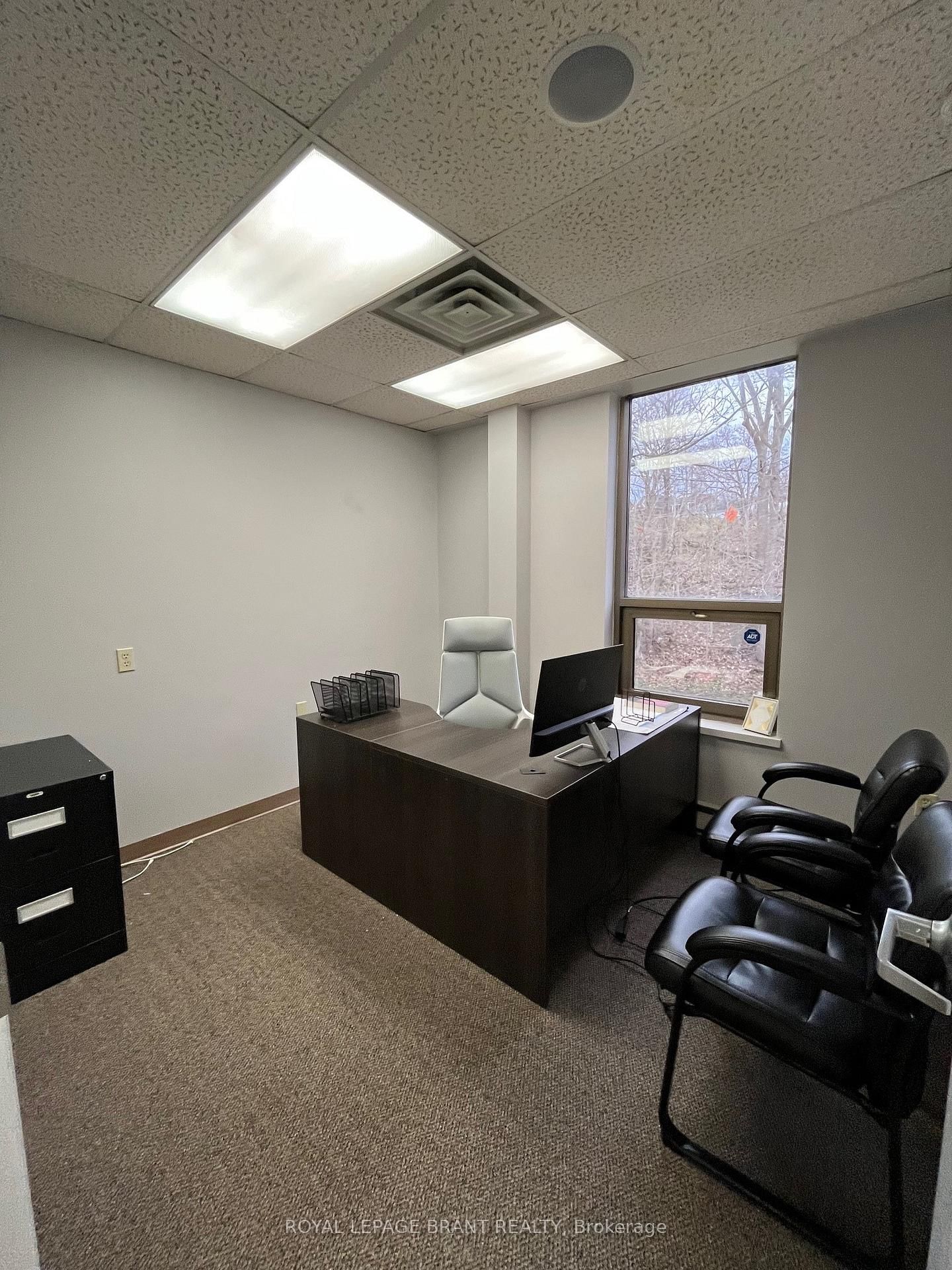 139 Grand River Street N, Unit 201 - Photo 6