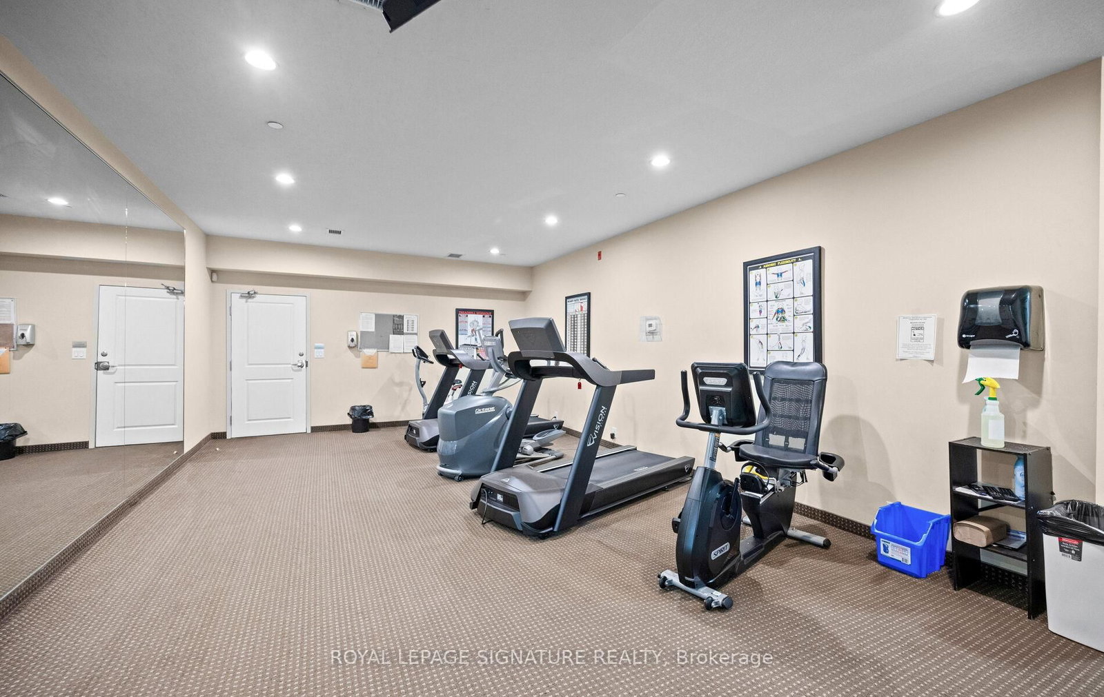 539 BELMONT Avenue W, Unit 101 - Photo 22