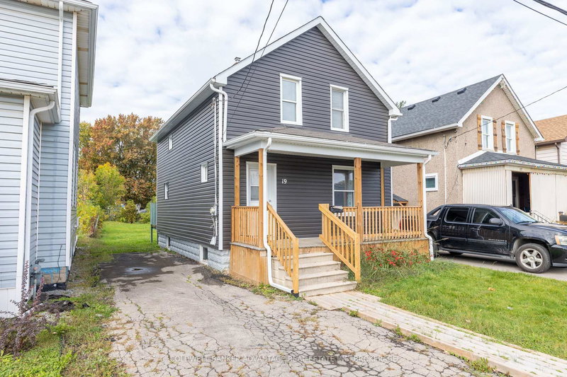 19 Duncan St, Welland, L3B 2C5 | Image 2