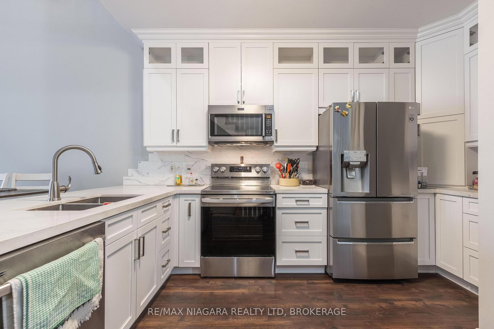 8142 Costabile Drive • #16 • Niagara Falls, ON photo 4