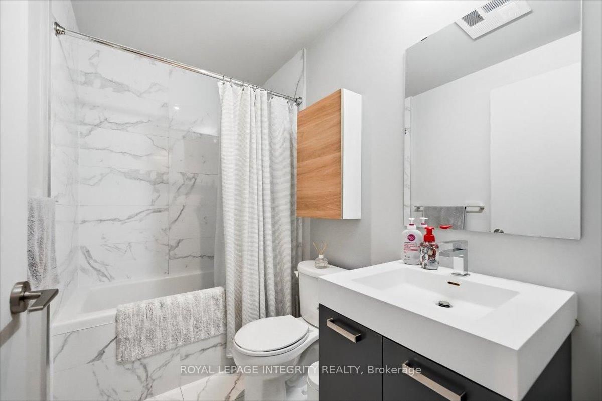 203 Catherine Street, Unit 602 - Photo 16