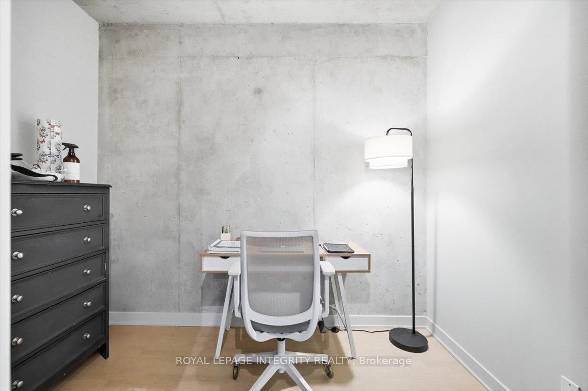 203 Catherine Street, Unit 602 - Photo 17