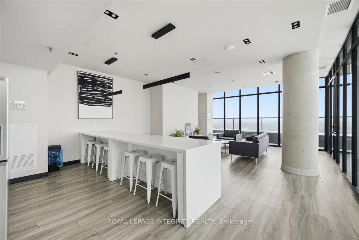 203 Catherine Street, Unit 602 - Photo 20