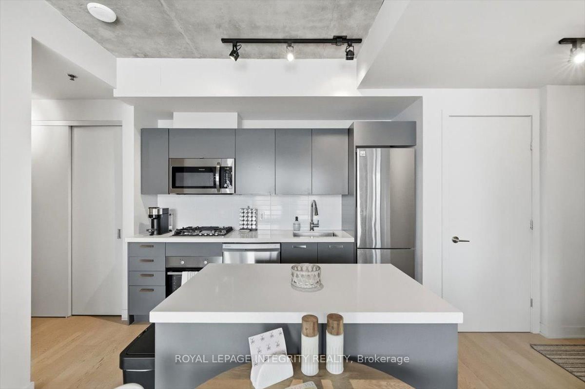 203 Catherine Street, Unit 602 - Photo 6