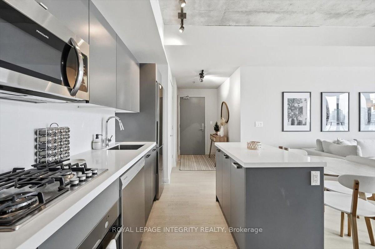 203 Catherine Street, Unit 602 - Photo 8