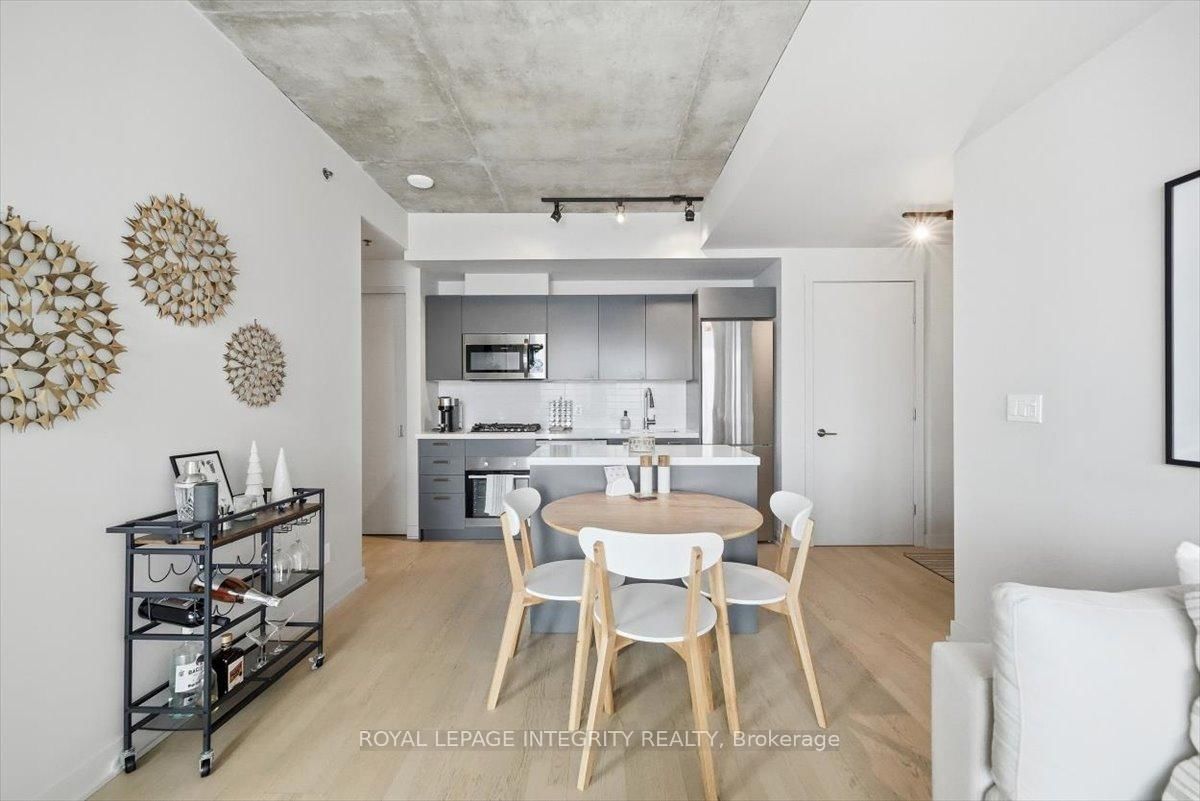 203 Catherine Street, Unit 602 - Photo 9