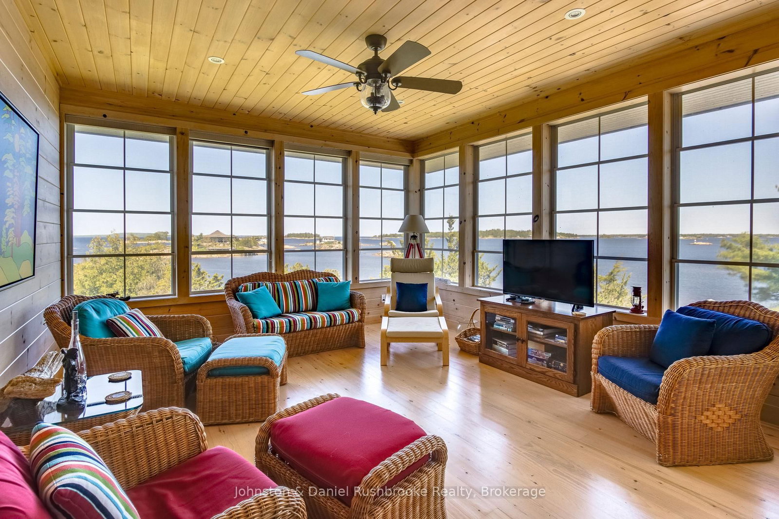 2 Island 1210 • Georgian Bay, ON photo 10