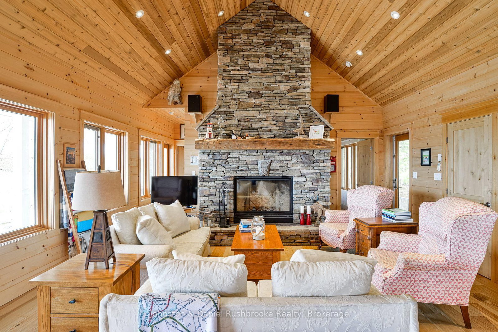 2 Island 1210 • Georgian Bay, ON photo 6