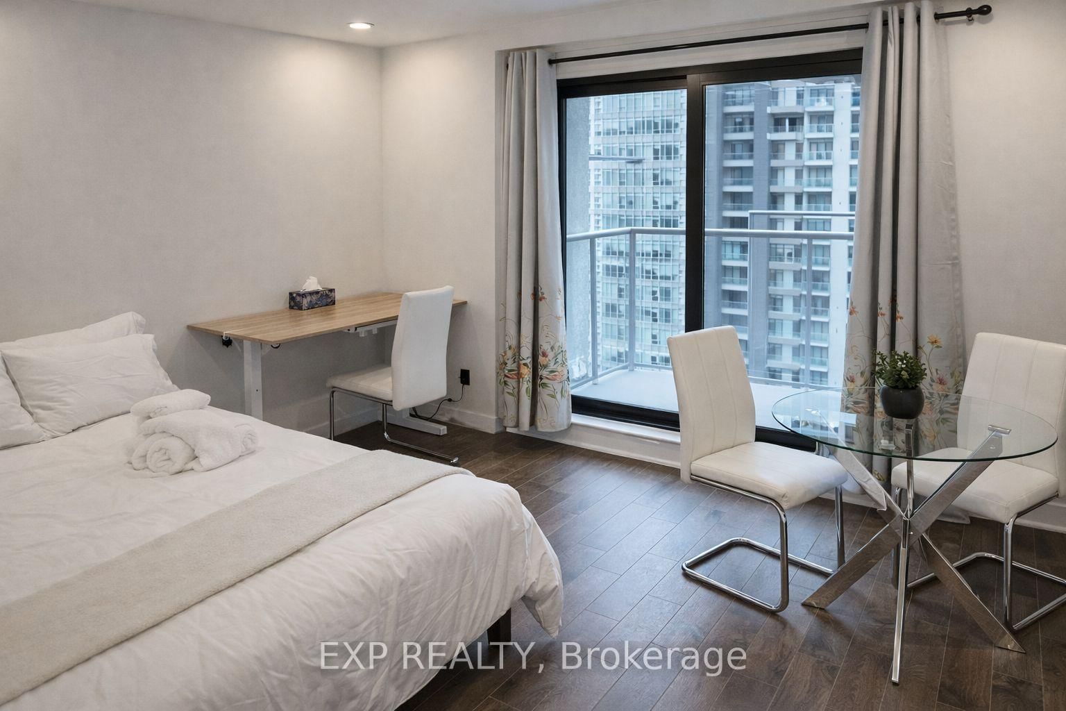 180 george Street, Unit 1410 - Photo 11