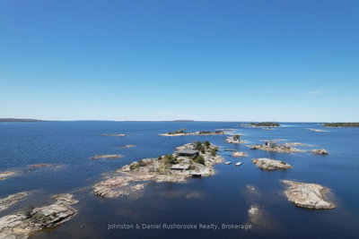 4 Island 1210 • Georgian Bay, ON photo 9